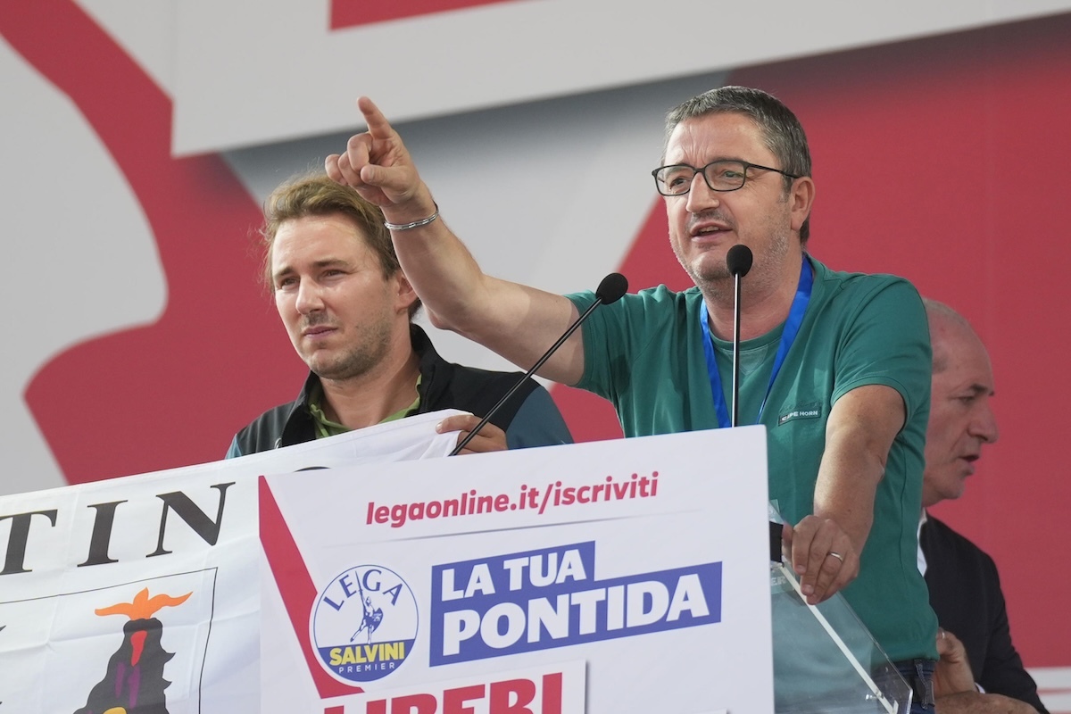 Il presidente della provincia autonoma di Trento, Maurizio Fugatti, è stato assolto per l’uccisione dell’orso M90