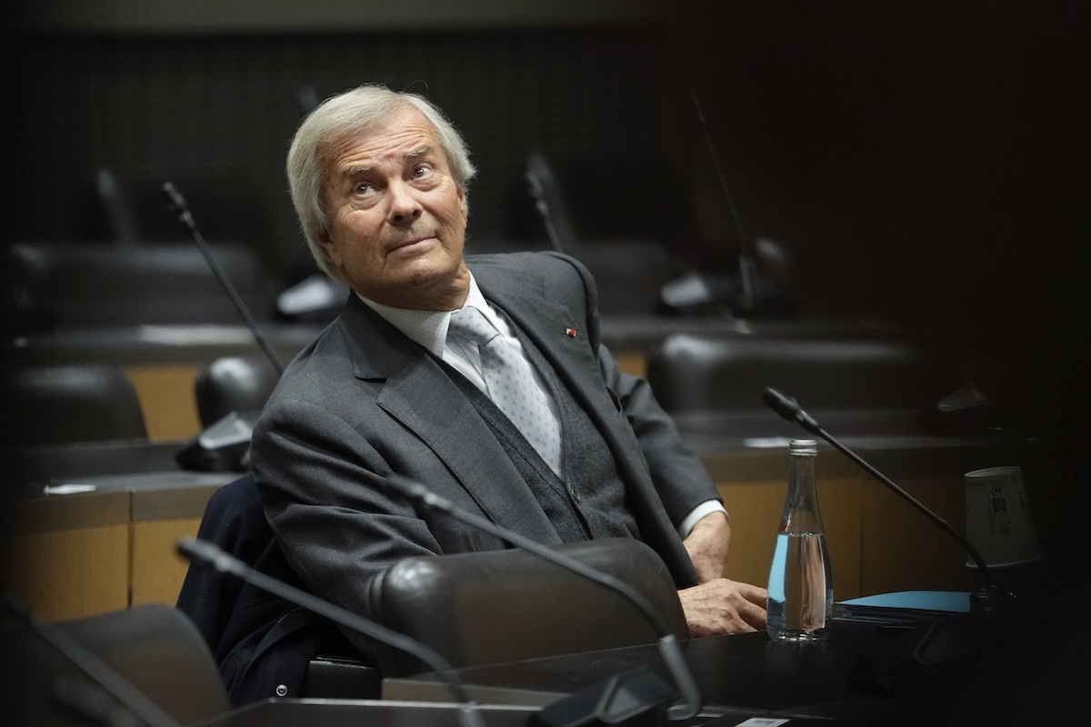 L’imprenditore francese Vincent Bolloré è stato rinviato a giudizio in Francia per reati di corruzione in Togo e in Guinea