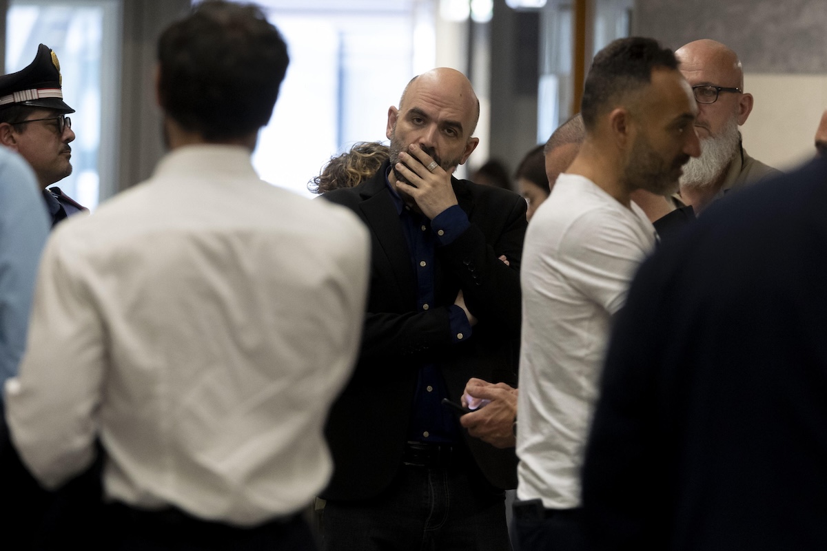 La Cassazione ha confermato le condanne al boss Francesco Bidognetti e al suo ex avvocato, per le minacce a Roberto Saviano