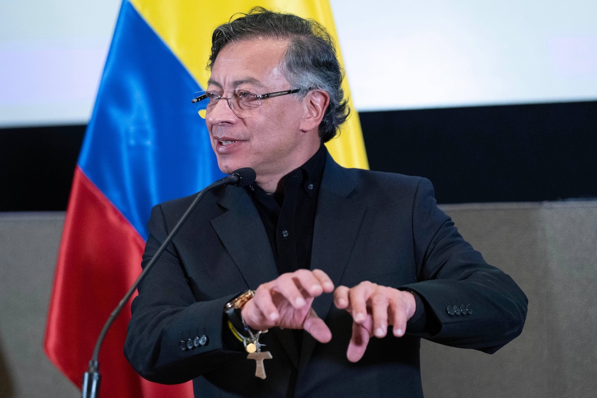 Gli Stati Uniti hanno messo sotto indagine il presidente colombiano Gustavo Petro, per accuse legate al narcotraffico