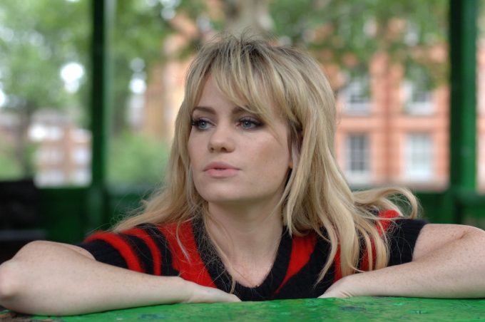 Disney farà un documentario sulla cantante Duffy, che nel 2020 raccontò di essere stata rapita e violentata per giorni