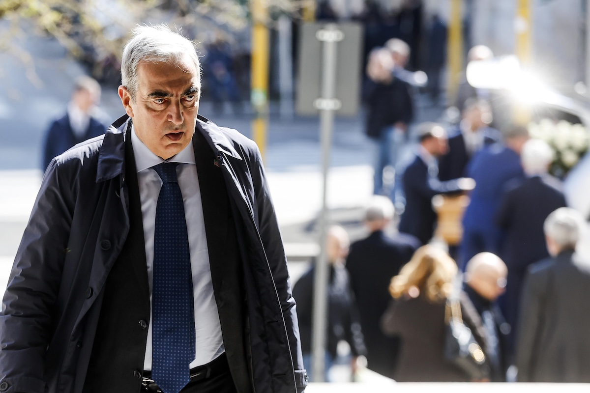 Maurizio Gasparri si dimetterà da capogruppo di Forza Italia in Senato