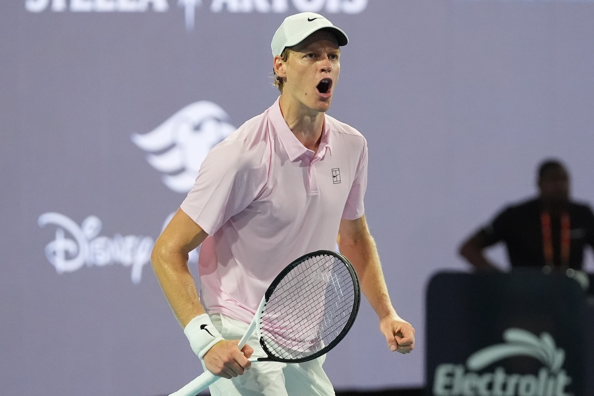 Jannik Sinner si è qualificato per la finale del torneo Masters 1000 di Miami