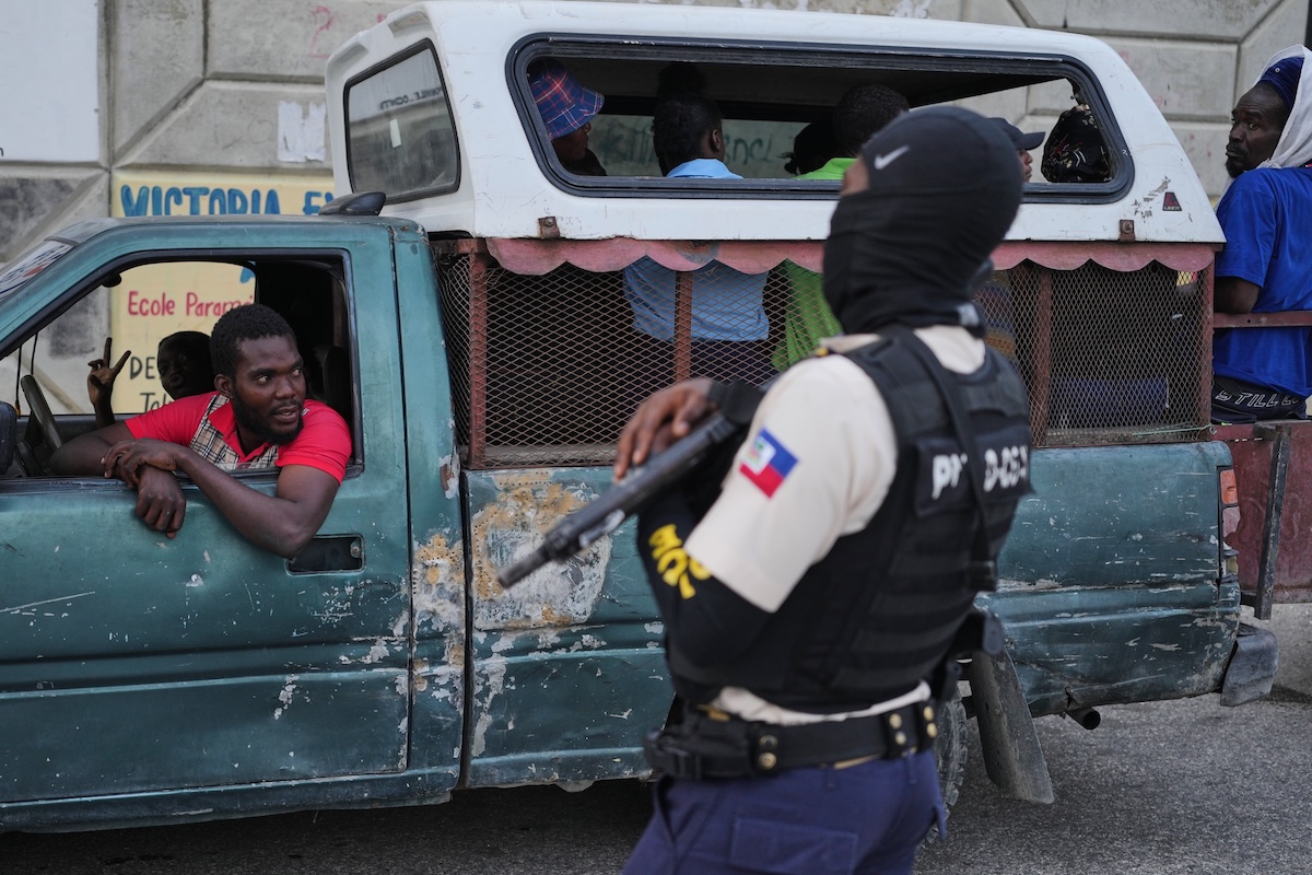 Almeno 70 persone sono state uccise in un attacco compiuto da una banda criminale ad Haiti