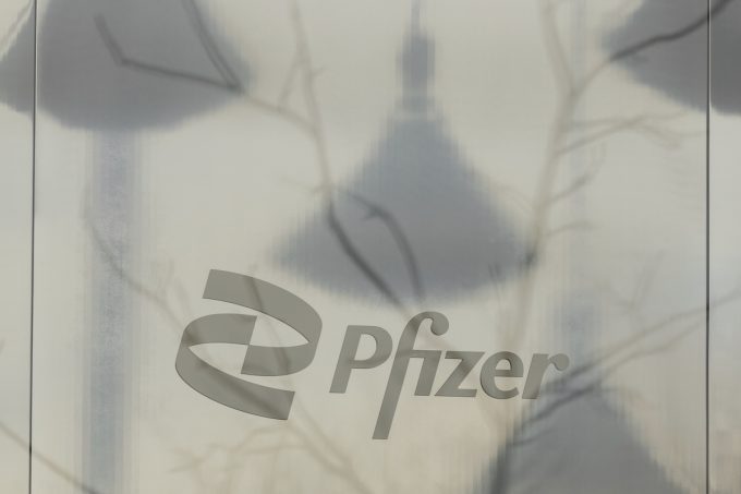Polonia e Romania dovranno pagare a Pfizer e BioNTech quasi 2 miliardi di euro per le loro dosi di vaccino contro il coronavirus