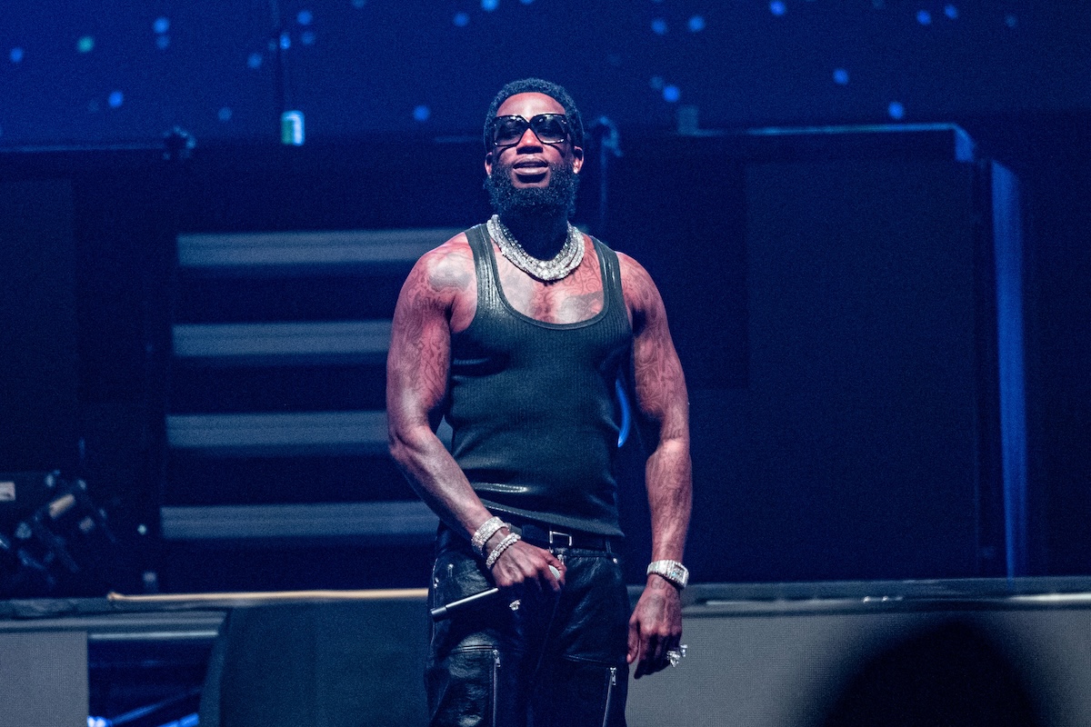 Il rapper Pooh Shiesty e altre persone sono state arrestate con l’accusa di aver sequestrato e rapinato il collega Gucci Mane lo scorso gennaio