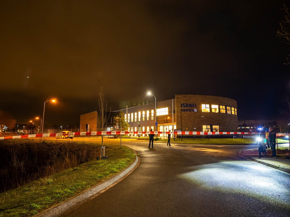 Nei Paesi Bassi c’è stata un’esplosione in un centro legato a Israele: non ci sono stati feriti, la polizia sta indagando