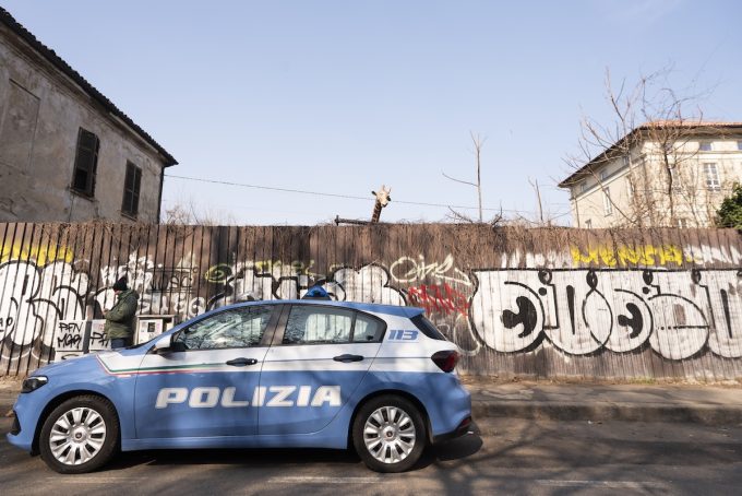 La polizia ha arrestato un estremista anarchico con l’accusa di aver istigato e addestrato al terrorismo su Instagram