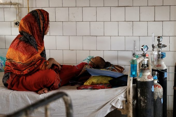 In Bangladesh è iniziata una campagna di vaccinazione d’emergenza contro una grave epidemia di morbillo