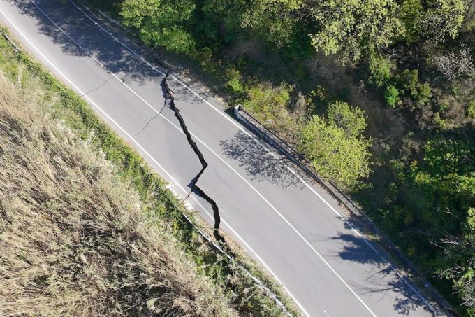 L’unica cosa da fare con la frana di Petacciato, in Molise