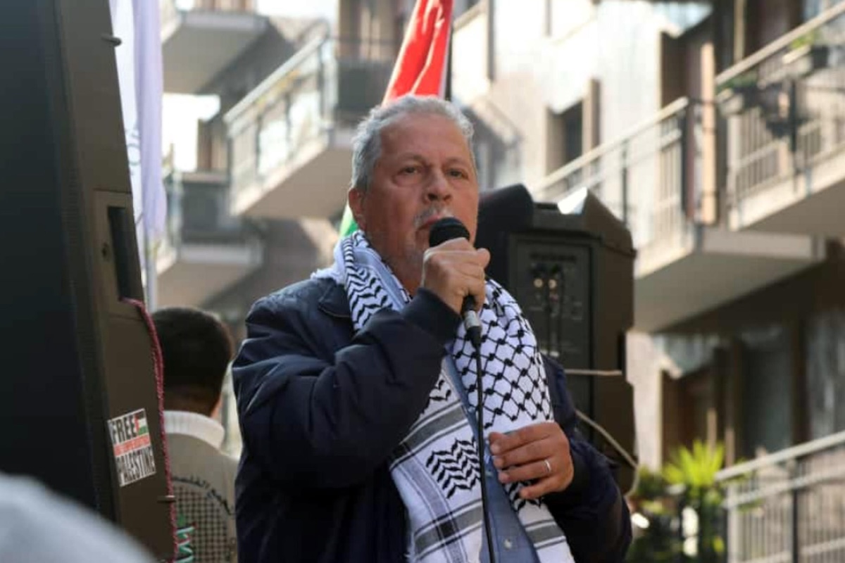 Mohammad Hannoun durante un corteo pro Palestina a Milano, 18 ottobre 2025 (ANSA/Paolo Salmoirago)