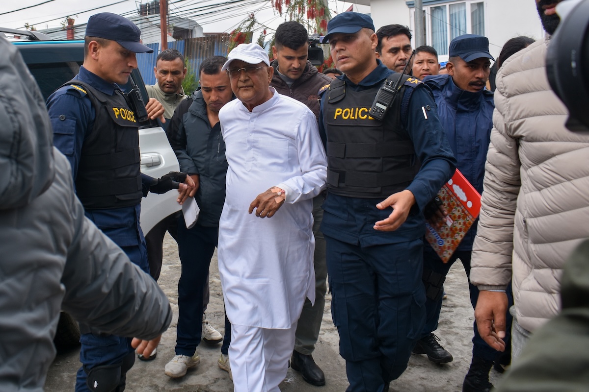 È stato liberato l’ex primo ministro del Nepal, arrestato per la violenta repressione delle “proteste della Gen Z”