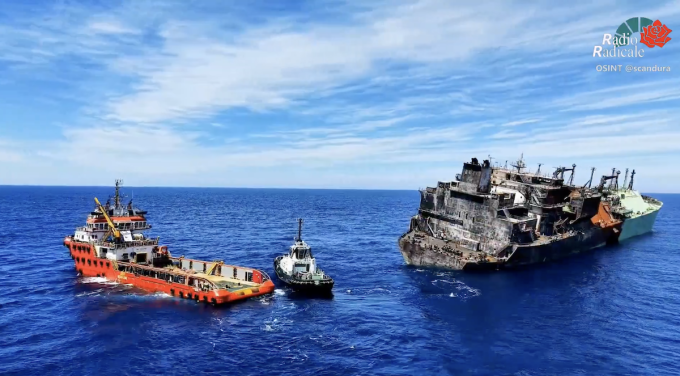 La metaniera russa danneggiata è ancora alla deriva al largo della Libia