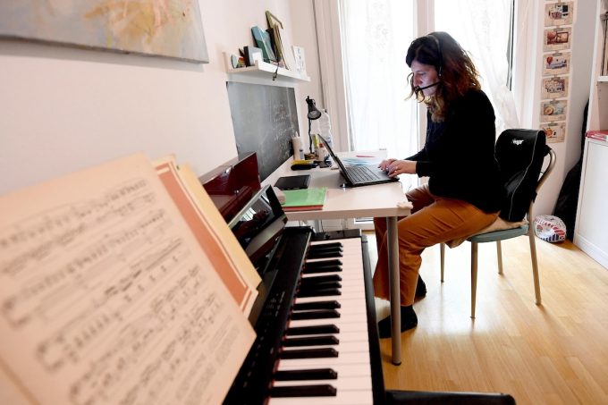 La Sicilia pagherà le aziende non siciliane per assumere chi lavora dalla Sicilia