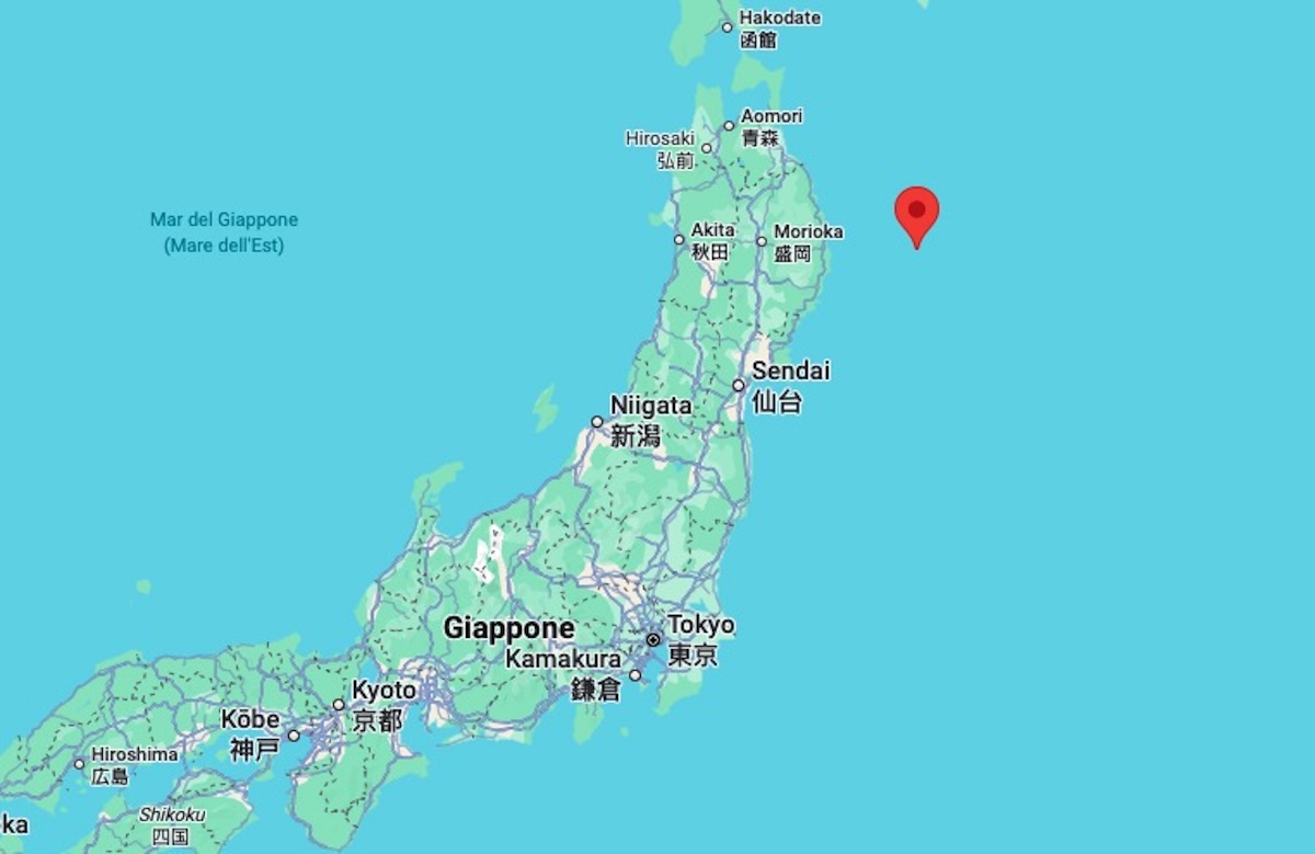 C’è stato un terremoto di magnitudo 7.4 al largo del Giappone, ed è stata emessa un’allerta tsunami