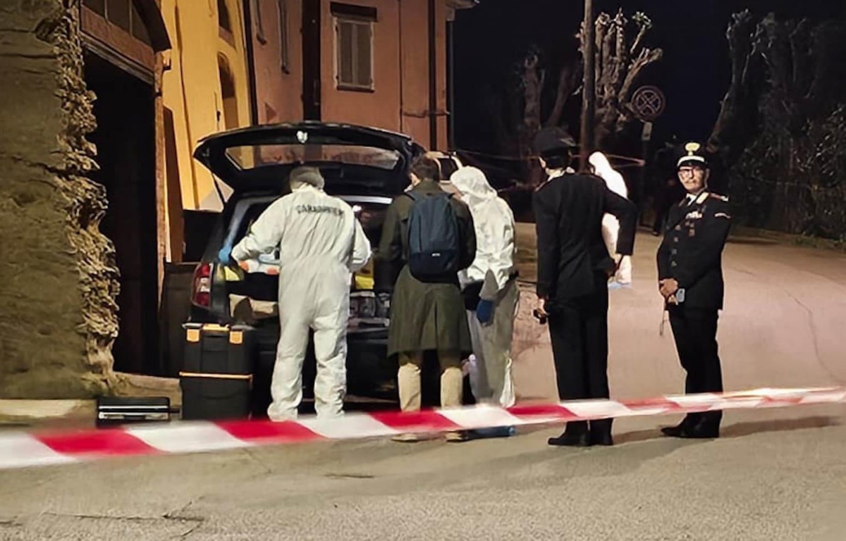 In provincia di Alessandria una donna è stata uccisa per strada a coltellate, è stato fermato l’ex compagno