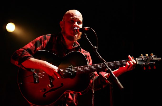 È morto il cantautore canadese Taylor Kirk, dei Timber Timbre: aveva 44 anni