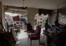 Una casa distrutta dai bombardamenti israeliani.