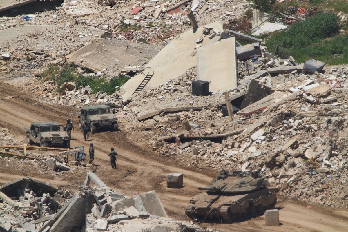 Soldati israeliani nel sud del Libano, il 29 aprile 