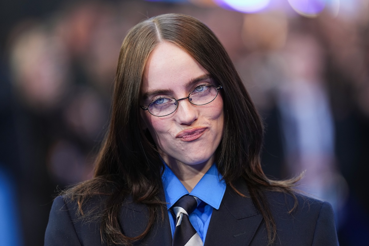 Celebripost