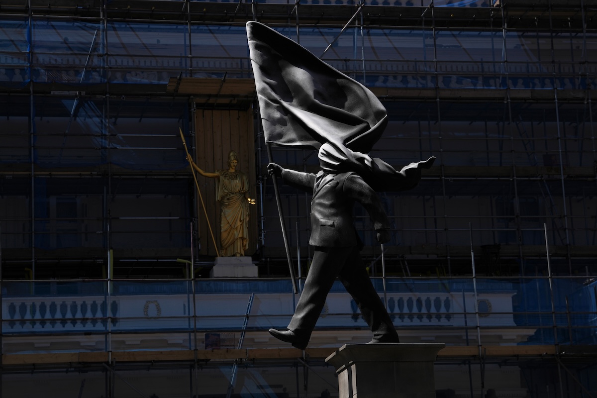 (AP Photo/Kin Cheung)