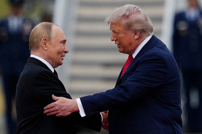 Trump e Putin hanno parlato al telefono un’ora e mezza delle guerre in Medio Oriente e in Ucraina, esortandosi a vicenda a finirle