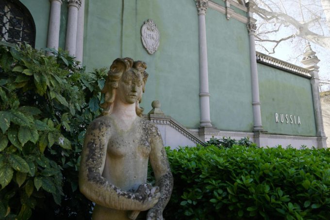 Tutto il caso attorno alla Biennale di Venezia, daccapo