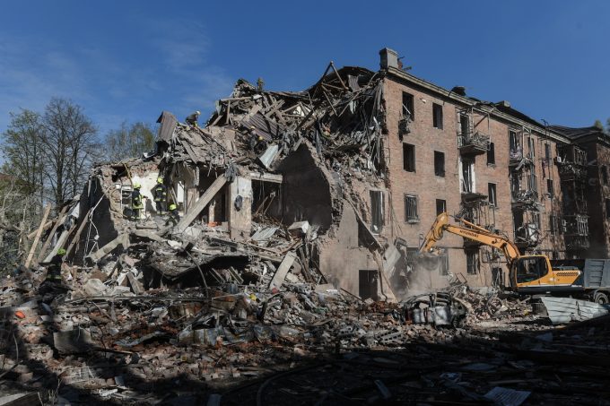 Putin ha ordinato un cessate il fuoco di due giorni in Ucraina, in occasione del “Giorno della vittoria”
