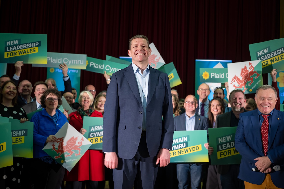 Il leader di Plaid Cymru, Rhun ap Iorwerth, il 30 marzo a Caerphilly, in Galles