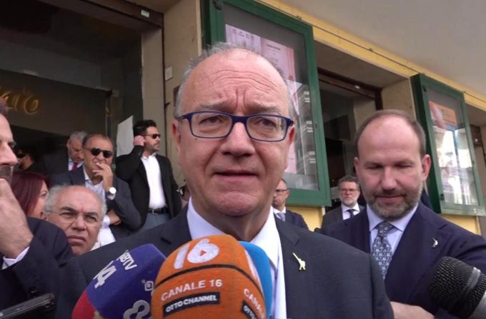 Il video in cui Valditara dice che Piersanti Mattarella è stato ucciso dalle Brigate Rosse