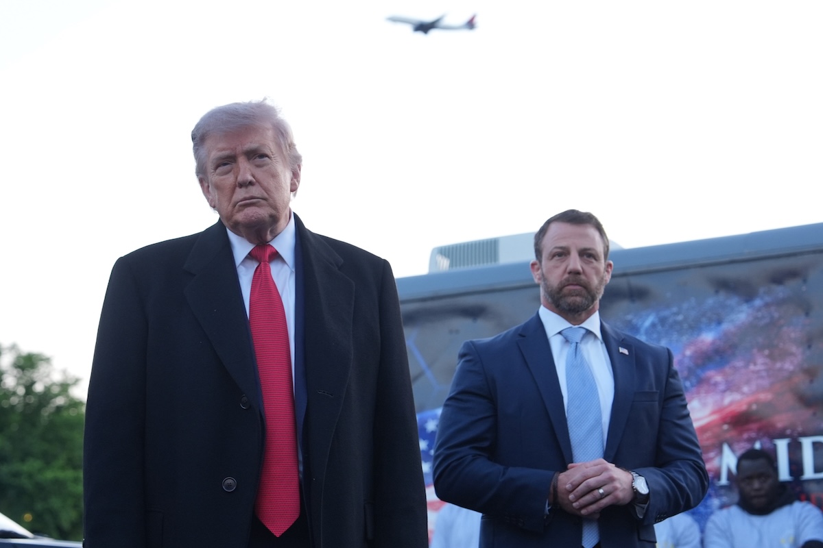 Un tribunale federale ha stabilito che anche i nuovi dazi di Trump al 10 per cento sono illegittimi