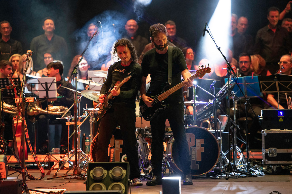 Le tribute band lavorano