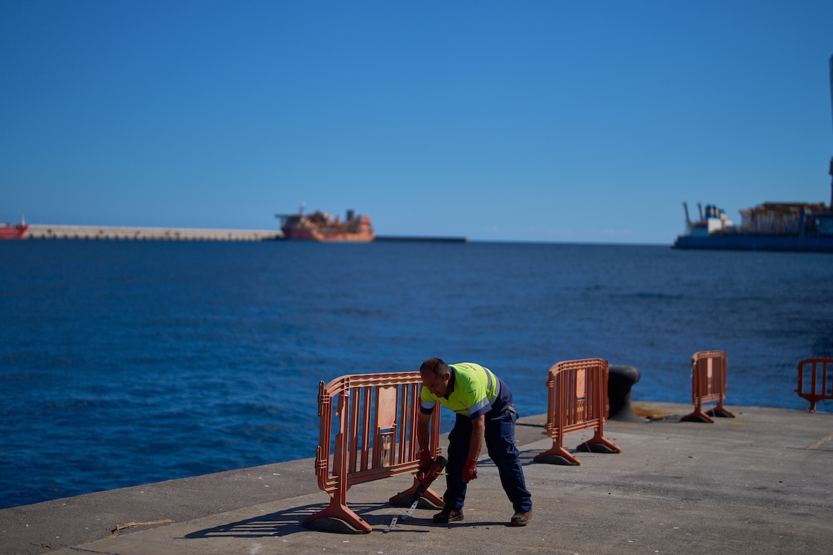 Le Canarie non sono contentissime di accogliere la nave su cui è in corso un’infezione di hantavirus
