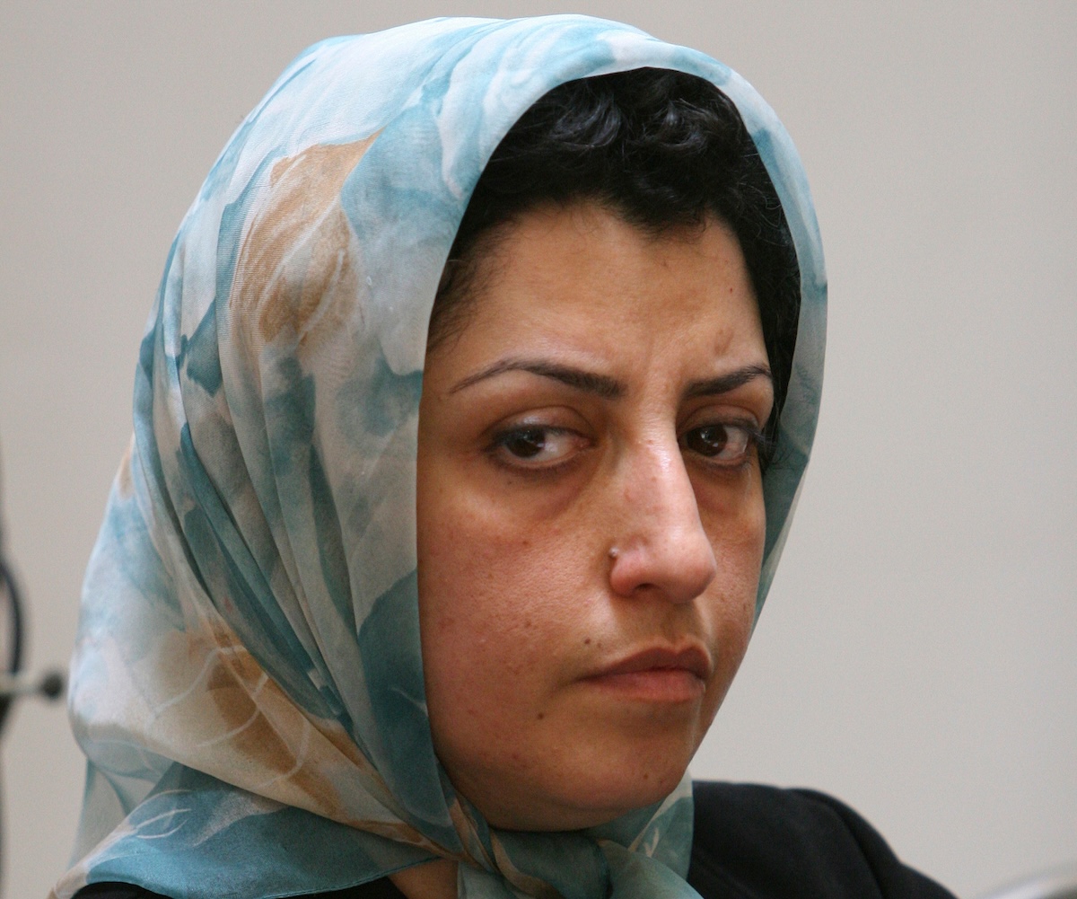 La premio Nobel per la Pace Narges Mohammadi è stata rilasciata su cauzione per essere curata a Teheran