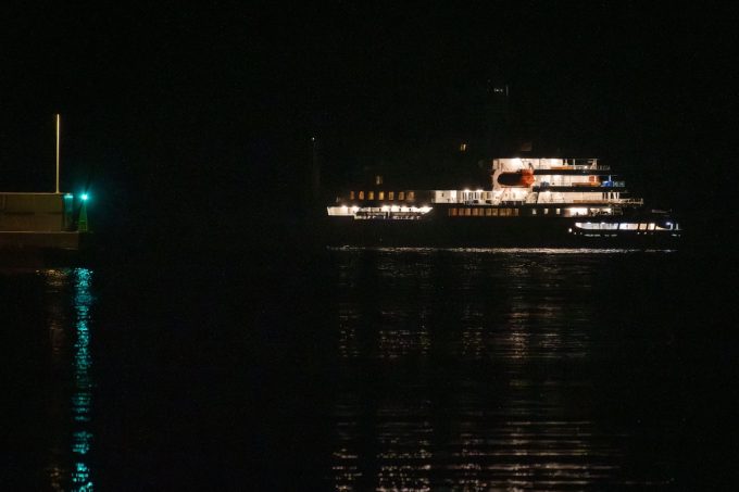 La nave su cui è in corso un’infezione da hantavirus è arrivata a Tenerife