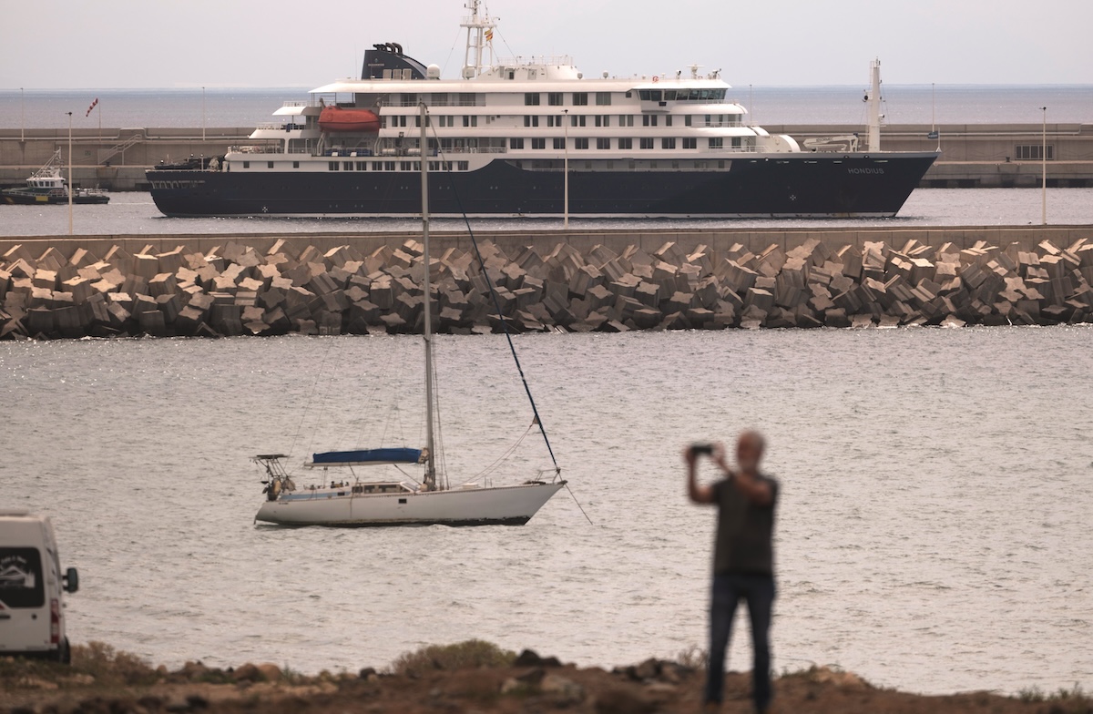 Tutti i passeggeri della nave Hondius sono stati evacuati