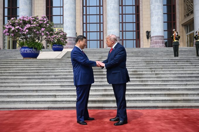 È iniziato l’incontro tra Donald Trump e Xi Jinping a Pechino