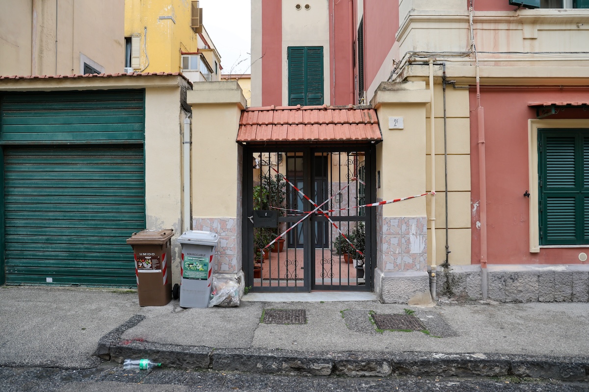 A Pozzuoli gli abusi edilizi bloccano la ricostruzione dopo il terremoto