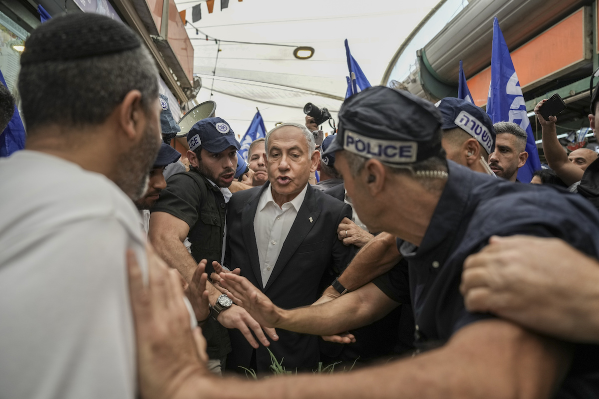 Il governo di Netanyahu sta cercando di condizionare le prossime elezioni