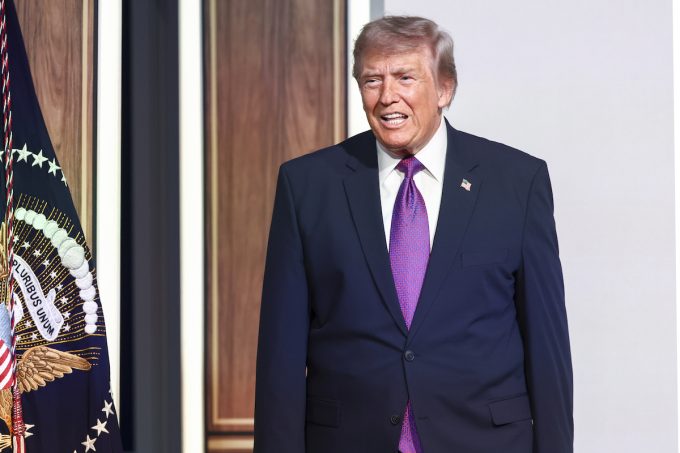 Sarà creato un fondo per risarcire le persone che, secondo Donald Trump, sarebbero state perseguitate dall’amministrazione di Joe Biden