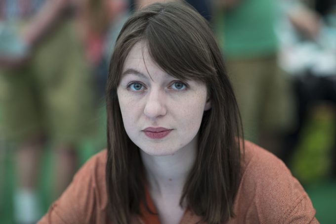 Sally Rooney pubblicherà la traduzione in ebraico di “Intermezzo” con una casa editrice israeliana indipendente che sostiene i diritti dei palestinesi