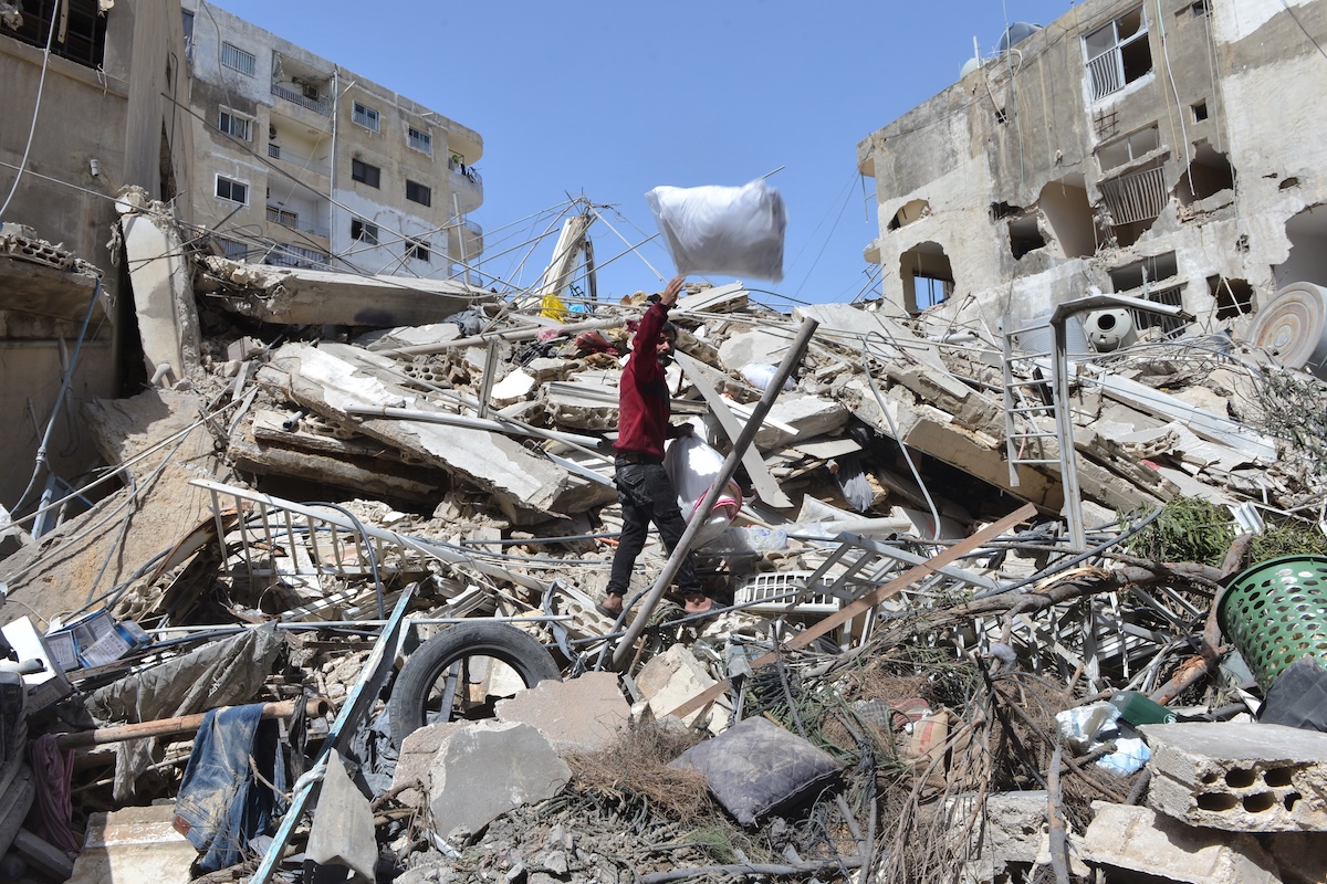 Martedì sono state uccise almeno 19 persone dai bombardamenti israeliani nel sud del Libano