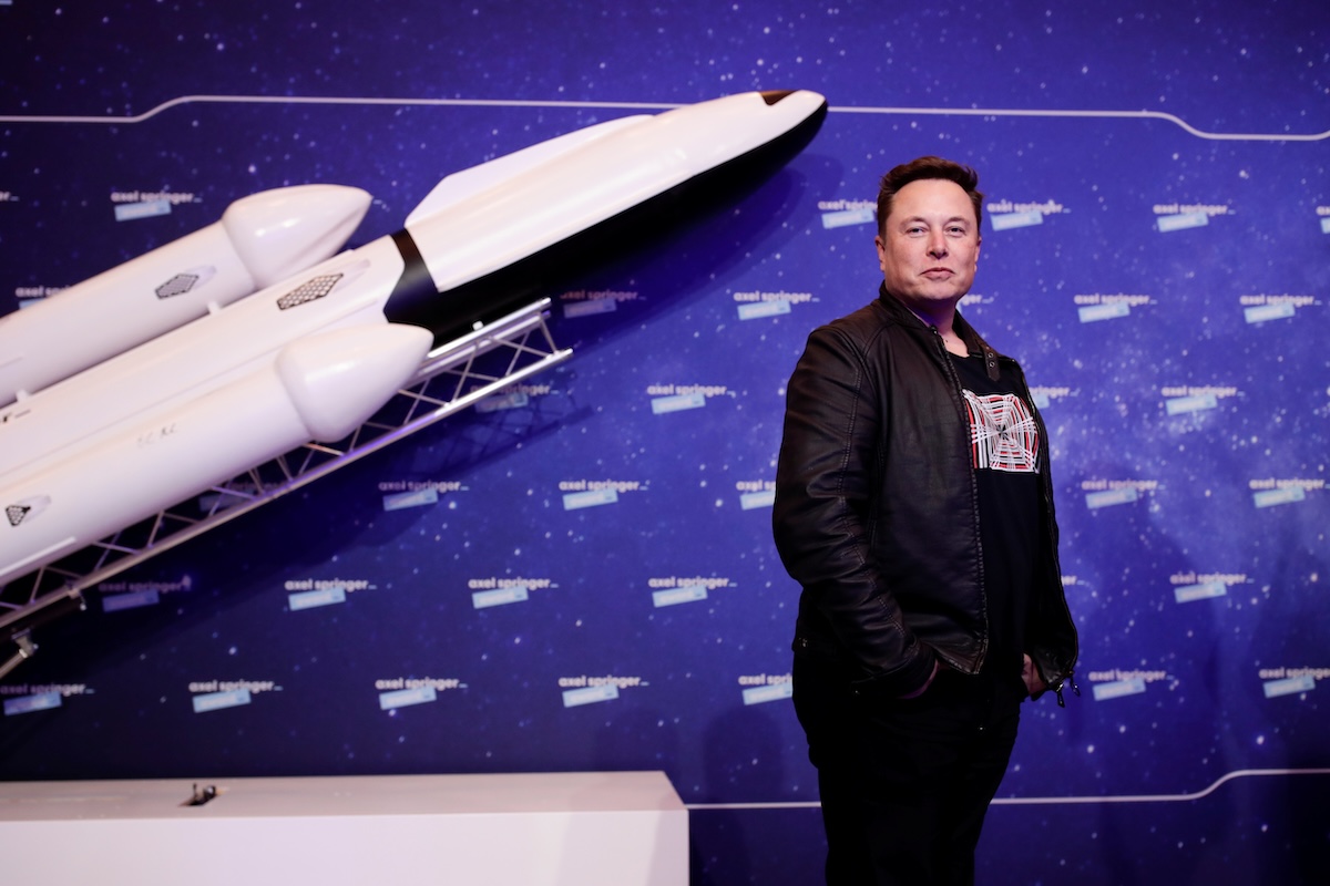 SpaceX punta alla più grande quotazione in Borsa di sempre