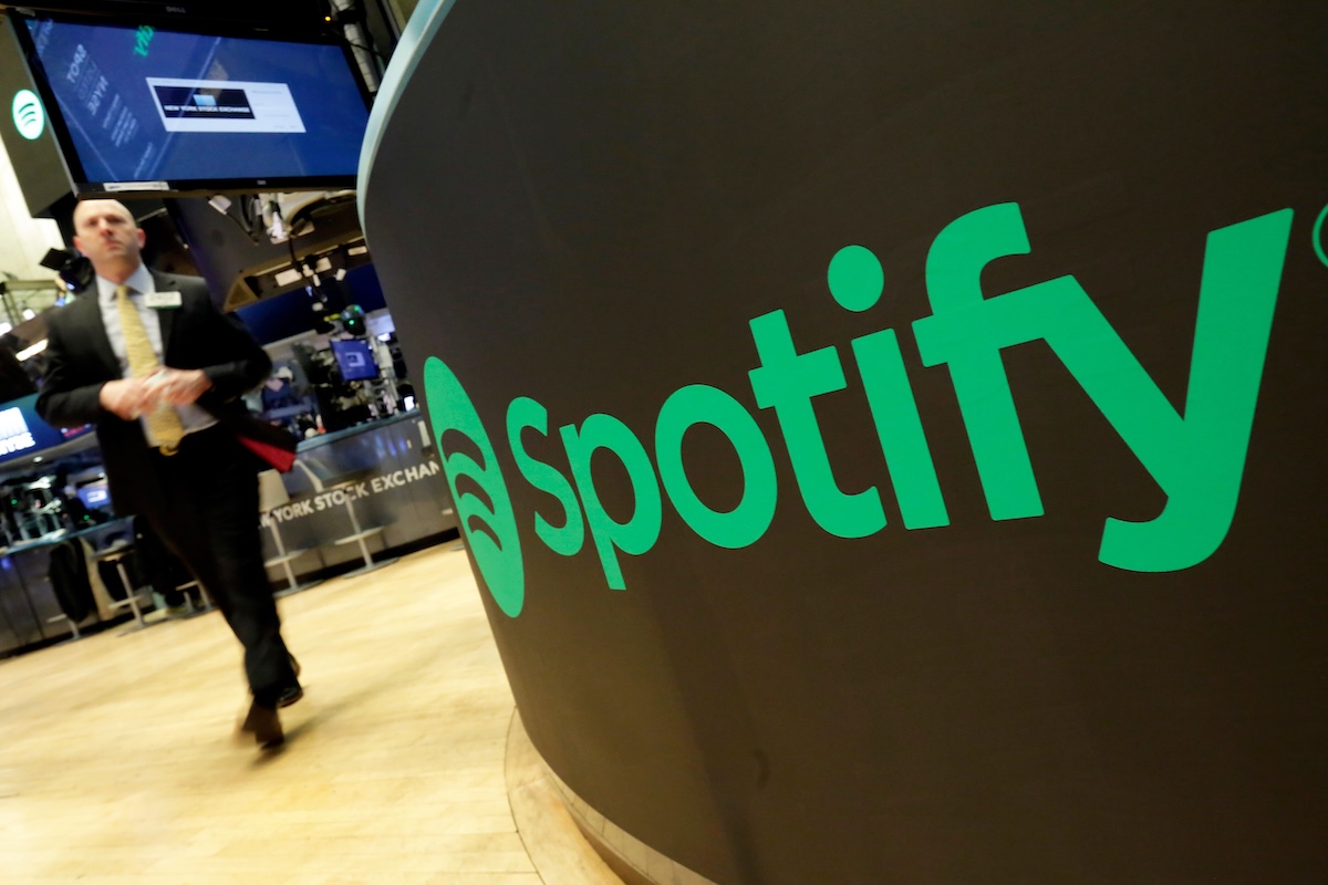Spotify permetterà di creare remix e cover con l’AI usando le canzoni pubblicate da Universal Music