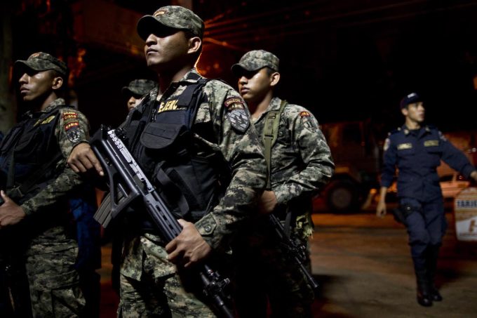 Almeno 25 persone sono state uccise in due attacchi nel nord dell’Honduras