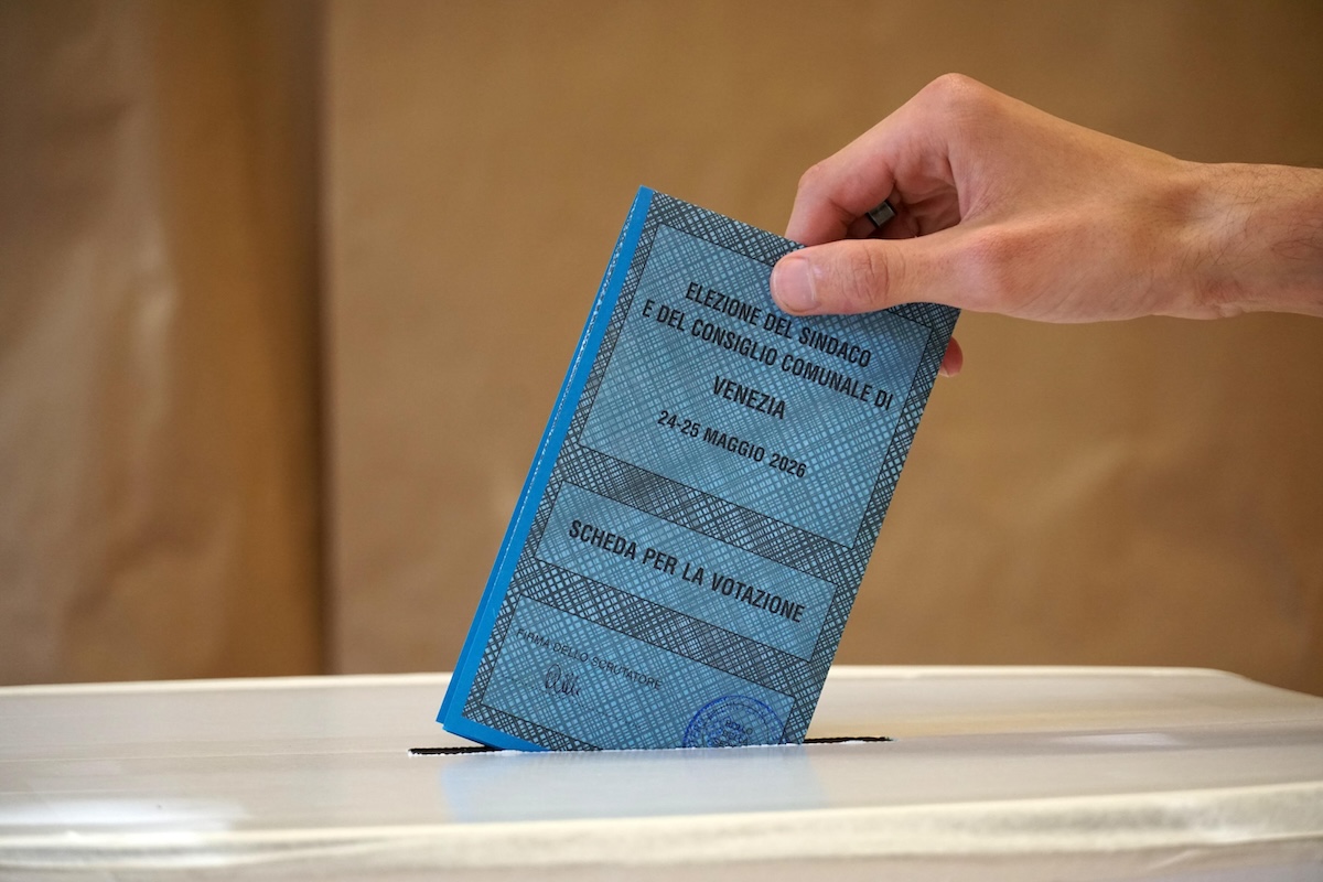 Si sta votando per le elezioni amministrative in 744 comuni italiani