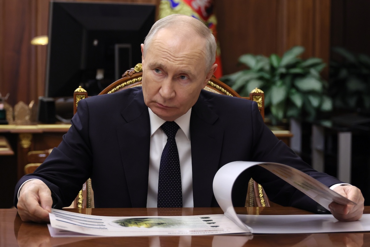 ora il rublo 232 fortissimo e non 232 una buona notizia per putin da Ilpost.it ora il rublo 232 fortissimo e non 232 una buona notizia per putin