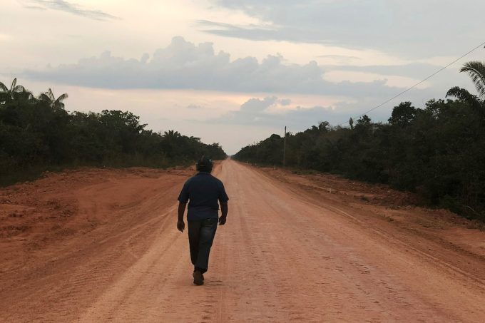 Lula riprova ad asfaltare l’autostrada che taglia in due la foresta amazzonica