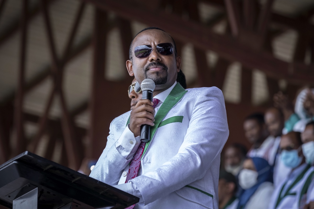 Ahmed Abiy durante un evento elettorale, nel 2021 (AP/Mulugeta Ayene)