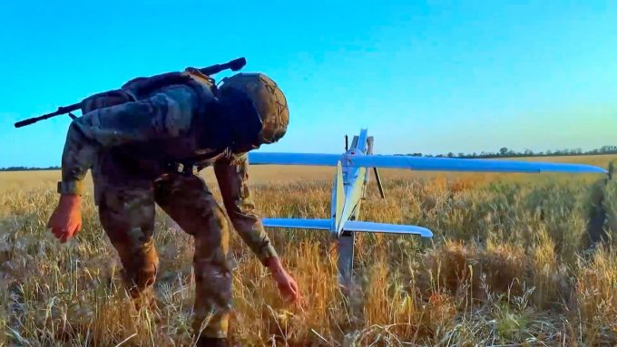 Un drone russo diretto in Ucraina è finito in Romania, dove ha colpito un condominio